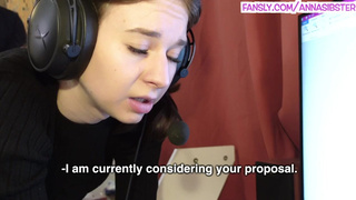 На столе смотреть секс видео онлайн